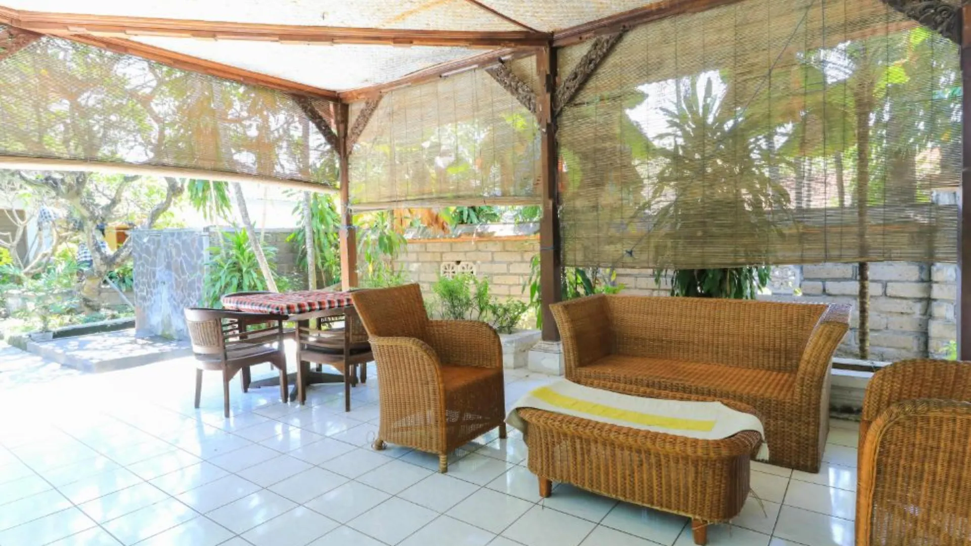 Sari Bali Resort Denpasar  0*, Denpasar (Bali)